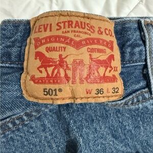 Levi's 501 Classic Straight Blue Jeans 36X32 EUC